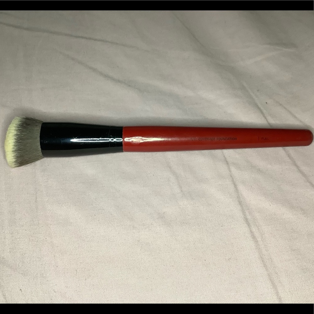 Smashbox Full Coverage Foundation Brush